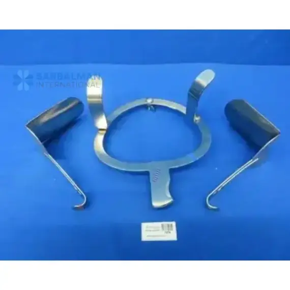Retractors